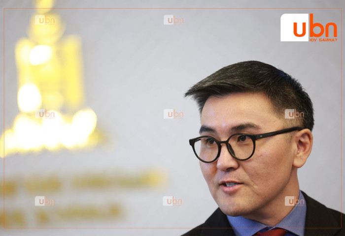 Ч.Лодойсамбуу: Ерөнхийлөгчийг дагасан бүх хүн Ерөнхийлөгч болж хувирсан байна