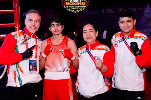 Энэтхэгийн тамирчид Азийн аваргын дөрвөн жинд алтан медаль хүртлээ