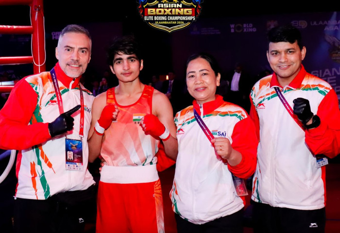 Энэтхэгийн тамирчид Азийн аваргын дөрвөн жинд алтан медаль хүртлээ