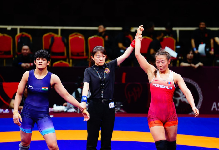 Дэлхийн аварга С.Цэрэнчимэд хүрэл медалийн төлөө барилдахаар боллоо