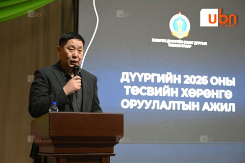 Баянгол дүүргийн Засаг дарга 26-р оршин суугчидтай уулзаж, энэ онд хийх хөрөнгө оруулалтын ажлаа танилцууллаа