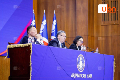 ҮБХ: Ерөнхий нарийн бичгийн даргыг сонгох асуудлыг хойшлуулж, сарын дотор дахин хуралдаж шийдвэрлэхээр болжээ