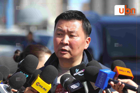 Э.Бат-Амгалан: “Солонго 1,2” төслийн эхний 2500 айлын орон сууцыг наадмын дараа Улсын комисст хүлээлгэн өгөхөөр ажиллаж байна