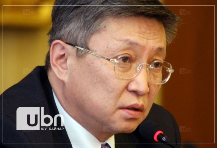 С.Баяр: Хөгжлийг хойш чирж, хувиа борлуулдаг З.Энхболд АН-ын гестапо болж байгаа юм уу. Царцааны хяналт дээр голио тавив