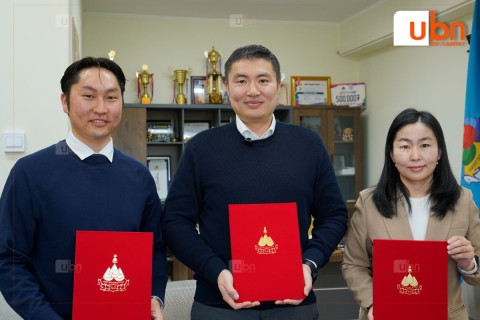 Чингэлтэй дүүрэгт нарны эрчим хүчээр сургууль, цэцэрлэгийн цахилгааны зардлыг бууруулах “Нартай сургууль“ төсөл эхэллээ