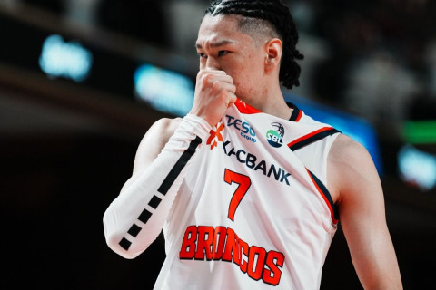 Хүлэгүүд цувралын харьцааг 3-0 болгож холдууллаа