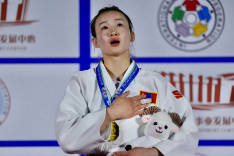 ФОТО: ОУХМ Ж.Анударь Ордос хотод Төрийн дууллаа эгшиглүүллээ