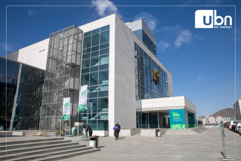 Энэ сарын 20-ноос нийслэлийн төр, захиргааны байгууллагын албан хаагчид нэг өдөр цахимаар ажиллана