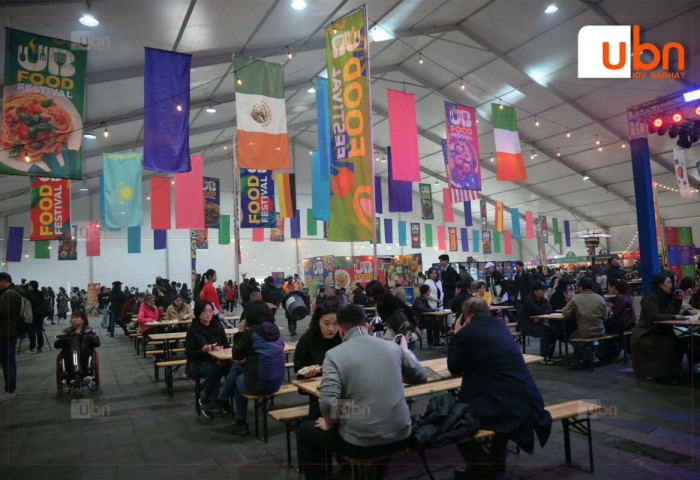 Цаг агаарын болзошгүй эрсдэлээс сэргийлж, ням гарагт “UB food festival” өдөрлөгийг түр зогсоолоо