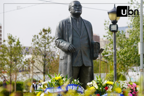 Санжаасүрэнгийн Зориг агсны 64 насны ой тохиож байна