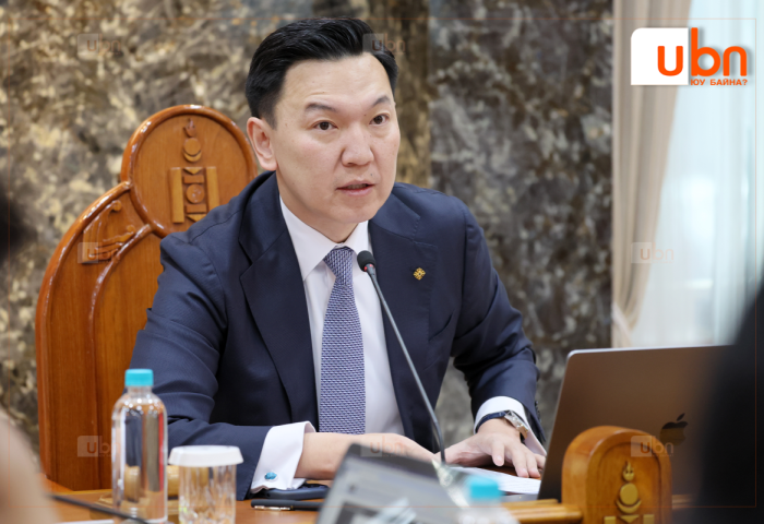 Н.Учрал: Дизель түлшний үнэ 5-р сард 6400 төгрөгт хүрэх эрсдэл үүссэн