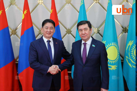 Ерөнхийлөгч У.Хүрэлсүхэд Казахстаны парламентын дарга бараалхлаа