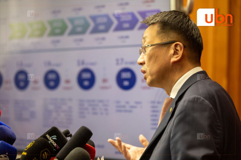 “Хуучин цалингаас нэмэгдлүүдийг нь тооцож олгоно гэдэг П.Наранбаяр сайдын шийдвэр сайн багш нарын урмыг хугалсан“