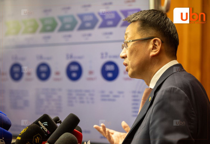 “Хуучин цалингаас нэмэгдлүүдийг нь тооцож олгоно гэдэг П.Наранбаяр сайдын шийдвэр сайн багш нарын урмыг хугалсан“