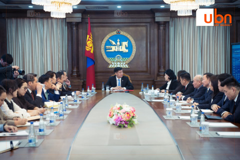 Улсын Их Хурлын дарга С.Бямбацогт Шүүхийн ерөнхий зөвлөлийн дарга, гишүүдийг хүлээн авч уулзлаа