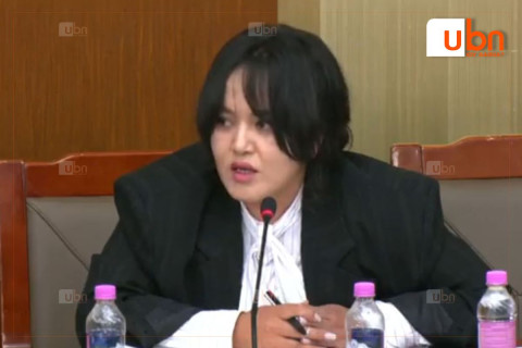 “Хүүхдээ өөрийнх нь шүтдэг шашинд залбирсангүй гэж шөнийн 01 цагт ташуурдсан кейс байна“