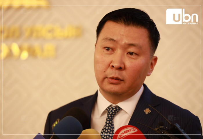Э.Бат-Амгалан: Х.Нямбаатар олон найзтай байх. Надтай он гарснаас хойш нэг ч яриагүй