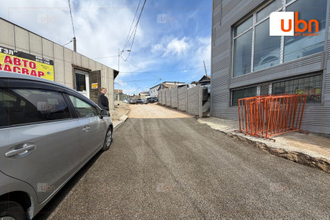 Чингэлтэй дүүрэг гэр хорооллын дундах шороон замуудыг сайжруулах туршилтын ажлыг эхлүүллээ