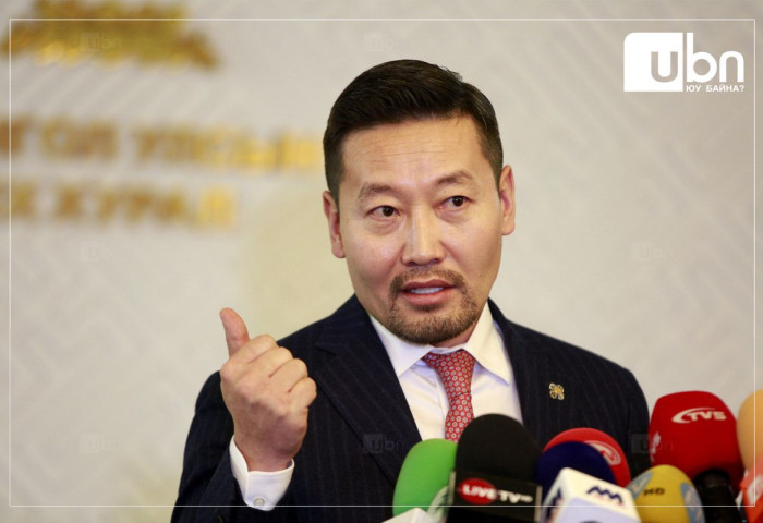 Х.Ганхуяг: Гар утастай лайв хийдэг бүхэн дурын уул уурхайг зогсоодог нь үнэн шүү дээ