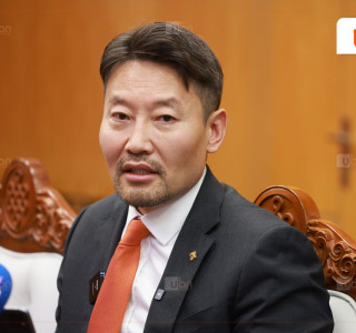 Нийслэлийн мега төслүүдийг шалгах түр хороо байгуулахаар 40 гаруй гишүүн гарын үсэг цуглуулжээ