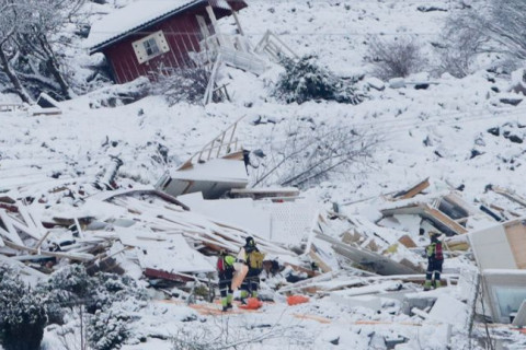 Норвегид аврагчид амиа алдсан таван хүний цогцсыг олжээ