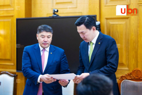 Улсын төсвийн төслийг боловсруулахад ҮЭ-ийн санал, байр суурийг тусгаж ажиллахыг ЗГ-ын гишүүдэд үүрэг болгов