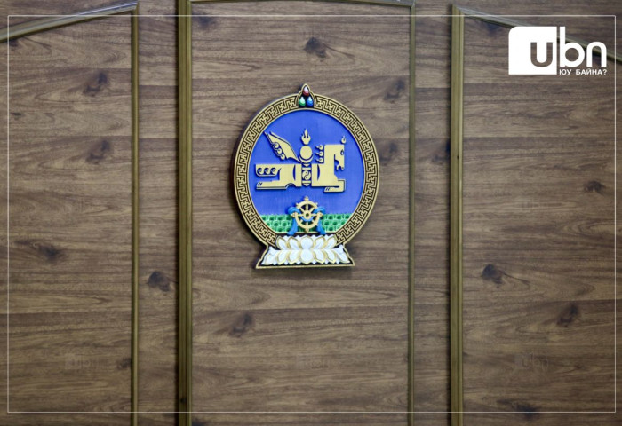 Жирэмсэн эмэгтэйг 4 настай охинтой нь хөнөөсөн хэргийг 6-ны өдрийн 09.00 цагт шүүнэ