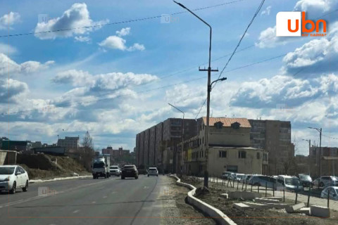 Иргэдийн шүүмжилж буй 1-р хорооллын арын муруй замыг “Хөдөлгөөнийг чиглүүлэх, хурд сааруулах геометр төлөвлөлт“ гэж тайлбарлав