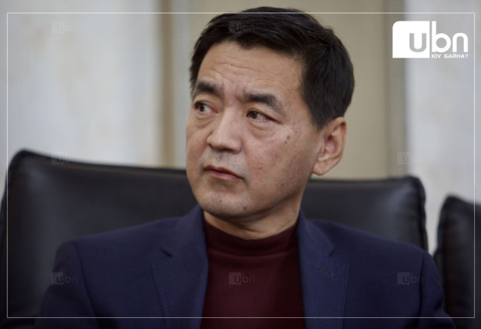 ССАЖЗ-ын сайд Ж.Алдаржавхлан ажилтнаа “энгийн“ бөгөөд харамсмаар алдаа гаргасныг онцлоод өөрт нь хамаагүй гэв