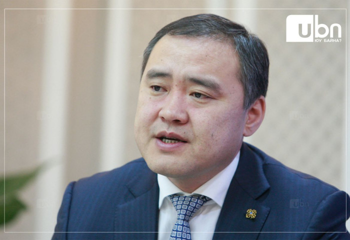 Л.Гантөмөр: Төрийн наадмаа авлигдаж байна