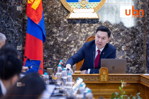 “Илүү олон жил төлсөн нь илүү өндөр тэтгэвэр авдаг шударга тогтолцоо руу шилжих хуулийн төслийг УИХ-д өргөн мэдүүлнэ“