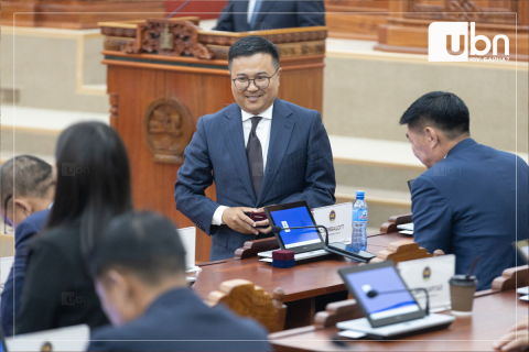 ЧУУЛГАН: Баяр наадмын тухай хуульд нэмэлт, өөрчлөлт оруулах асуудлыг хэлэлцэнэ