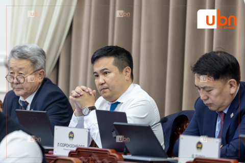 ЧУУЛГАН: П.Сайнзориг нарын гишүүдийн өргөн мэдүүлсэн Баяр наадмын тухай хуулийн нэмэлт, өөрчлөлтийн хэлэлцүүлгийг хойшлууллаа