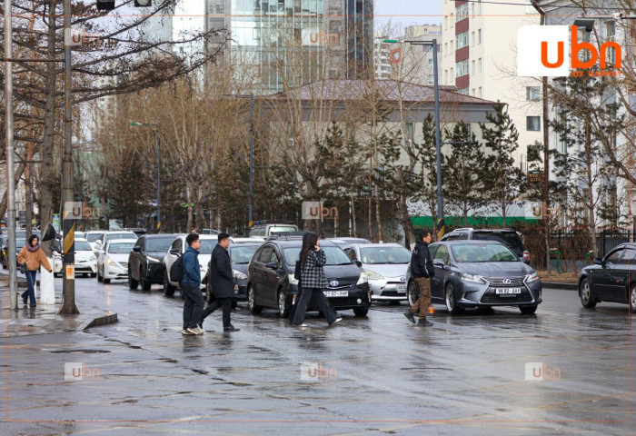 Маргааш Улаанбаатарт 21 хэм дулаан, бага зэргийн бороотой