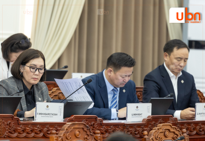 ТАНИЛЦ: Нийслэлийн газар олголтыг хянан шалгах түр хорооны гишүүд