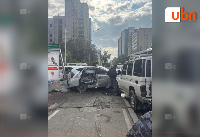 Ноцтой ослын улмаас зорчигч гэмтэж, эмнэлгийн тусламж авчээ