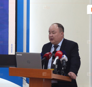 “Шалгалтын дүн, оноотой санал нийлэхгүй байгаа сурагчид энэ долоо хоногт БҮТ-д хүсэлт гаргаж, шалгалтын эх материалтайгаа танилцаж болно“