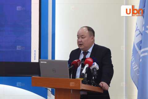 “Шалгалтын дүн, оноотой санал нийлэхгүй байгаа сурагчид энэ долоо хоногт БҮТ-д хүсэлт гаргаж, шалгалтын эх материалтайгаа танилцаж болно“