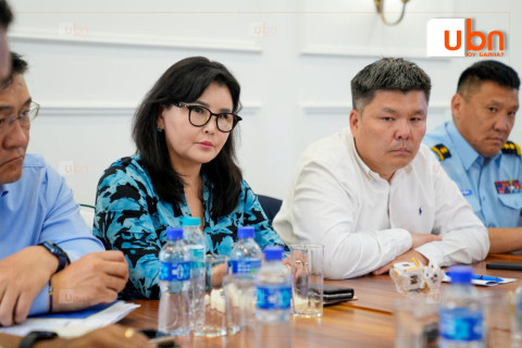 Хөрөнгө хураах хууль, орон сууцны залиланд өртсөн иргэдийн асуудал, хуурамч хаягтай холбоотой асуудлыг хэлэлцжээ
