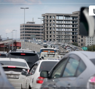 Энэ сарын 15-наас автомашиныг тэгш сондгой дугаараар замын хөдөлгөөнд оролцуулахаар боллоо. 