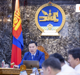 Бүх шатанд хэмнэлтийн горимд шилжиж, найр наадам, зөвлөгөөн, гадаад томилолтыг хориглолоо