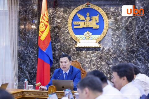 Бүх шатанд хэмнэлтийн горимд шилжиж, найр наадам, зөвлөгөөн, гадаад томилолтыг хориглолоо