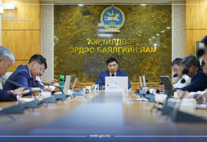 Газрын тосны эрэл, хайгуулын ажилд саад болж буй асуудалд АМГТГ анхаарал хандуулж, орон нутгийн уулзалт зохион байгуулах үүрэг өглөө