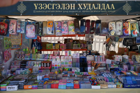 ТАНИЛЦ: Баянгол дүүрэгт “Хичээлийн шинэ жилийн үзэсгэлэн худалдаа”-г зохион байгуулж буй байршлууд