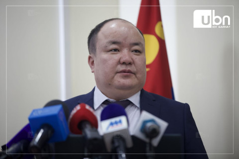 БҮТ: Монгол, англи, орос хэлээр сонсоод ойлгох чадварын шалгалтыг дахин авч эхэлнэ