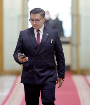 Парламентад суудалтай намуудыг сулруулах Ерөнхийлөгчийн сонгуулийн БЭЛТГЭЛ...