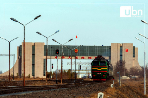 “УБТЗ” ХНН: Хойд, урд хилийн боомтоор хамгийн олон галт тэрэг солилцлоо