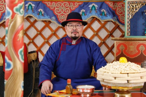 Г.Занданшатар: Монгол түмэн буурал жилээ үдэж, буянтай жилээ угтаж байна