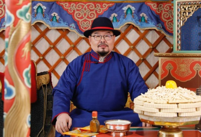 Г.Занданшатар: Монгол түмэн буурал жилээ үдэж, буянтай жилээ угтаж байна