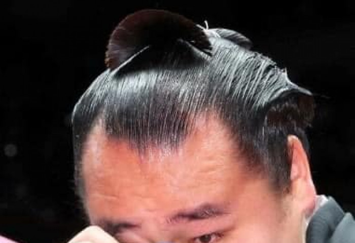 Японы мэргэжлийн сүмо бөхийн 71 дэх ёкозүна, МУГТ Какүрюү М.Ананд зодог тайллаа